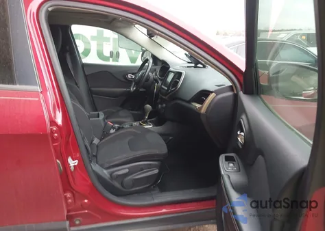 2015 Jeep Cherokee Latitude z USA, uszkodzony, nr VIN 1C4PJLCB0FW754113